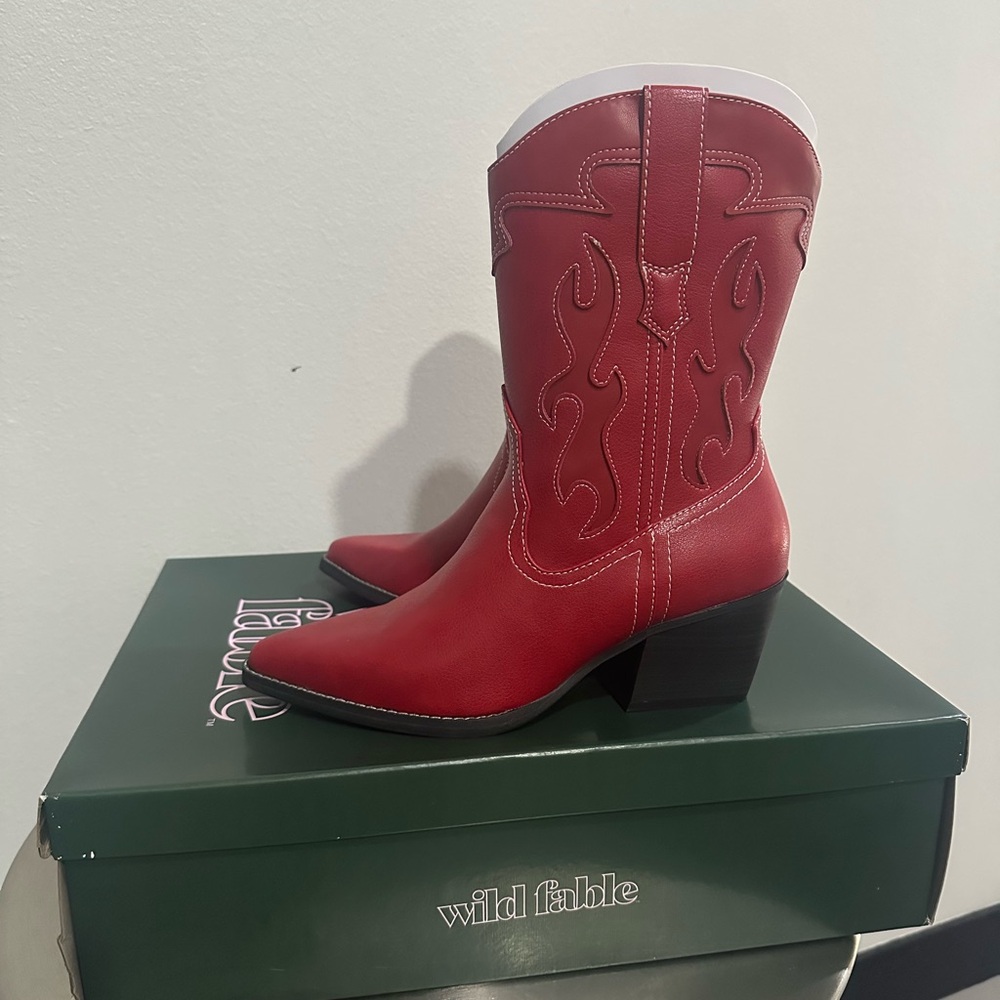 Wild Fable Red Heeled Boots - Picture 4 of 6